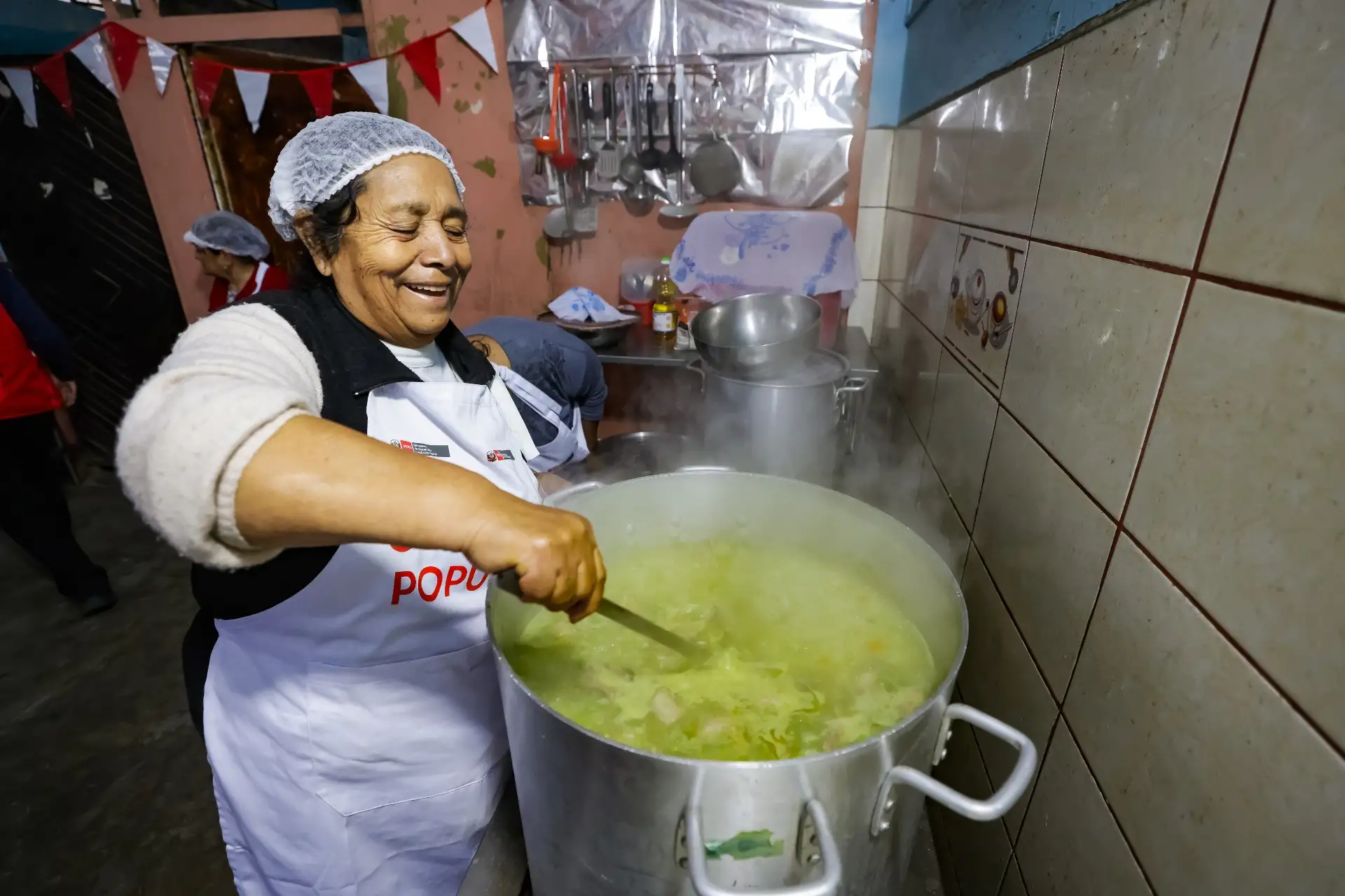 Pobreza monetaria se reduce en Perú por segundo año sucesivo al cerrar en 25.7% el 2025