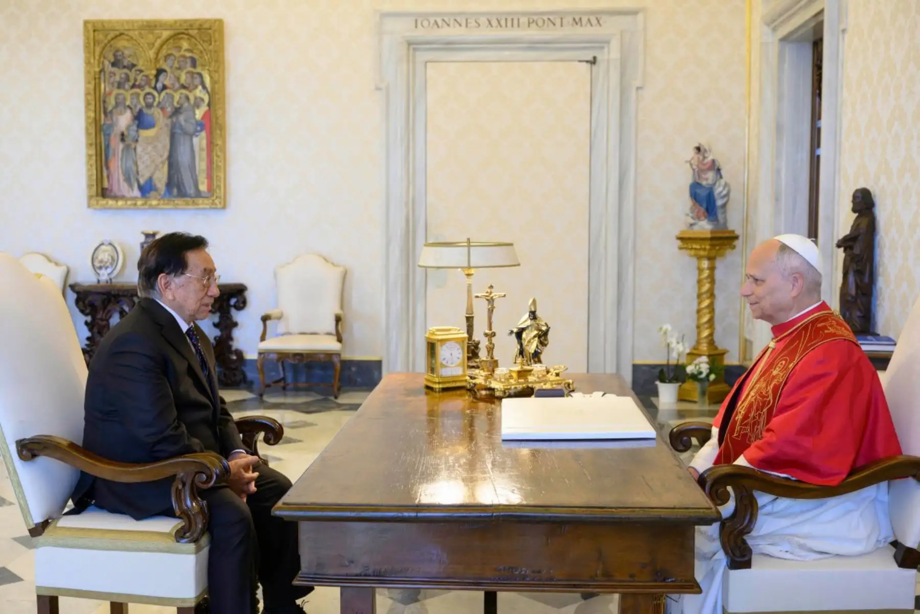 Así fue la audiencia ofrecida por el papa León XIV al presidente Balcázar [Fotos y video]