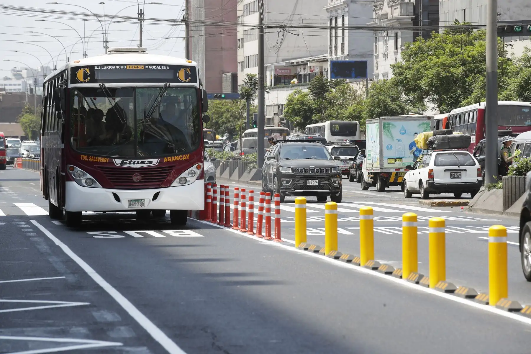 BCR espera que bajen pasajes en transporte público aunque advierte que podría demorar
