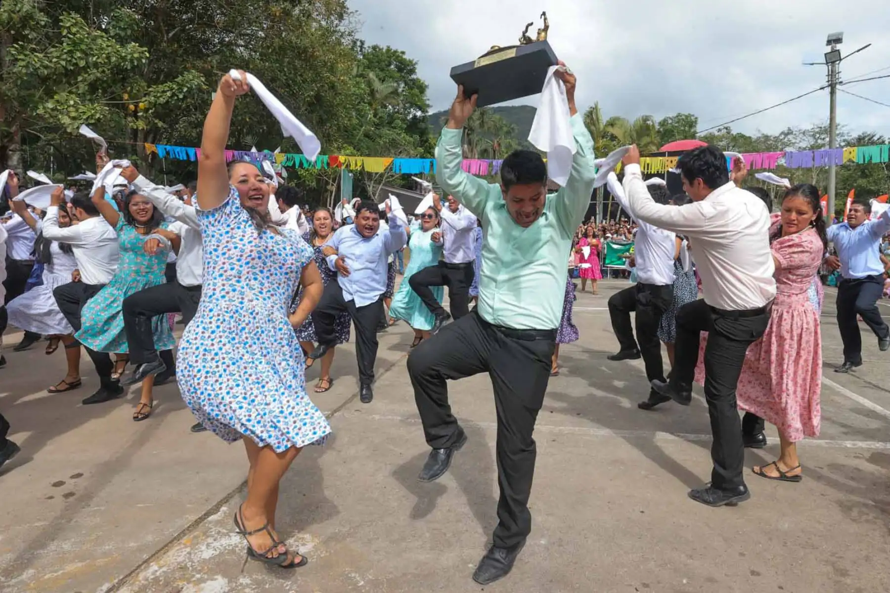 La Pandilla Moyobambina celebra la Fiesta de San Juan con tradición, danza y fervor amazónico