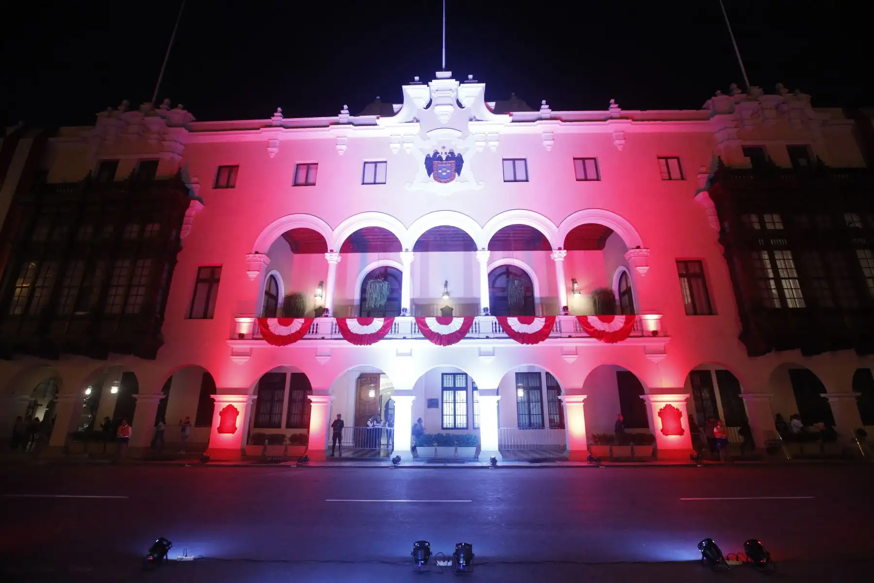 Fiestas Patrias 2026: Lima celebra a la patria con luces, pregoneros y caballos de paso