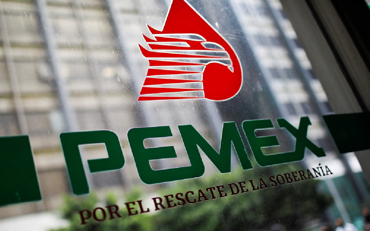 Pemex rechaza robo de 100 mil barriles diarios; Barnés: 'desajuste' en 1T 2026 sería 'mayor'