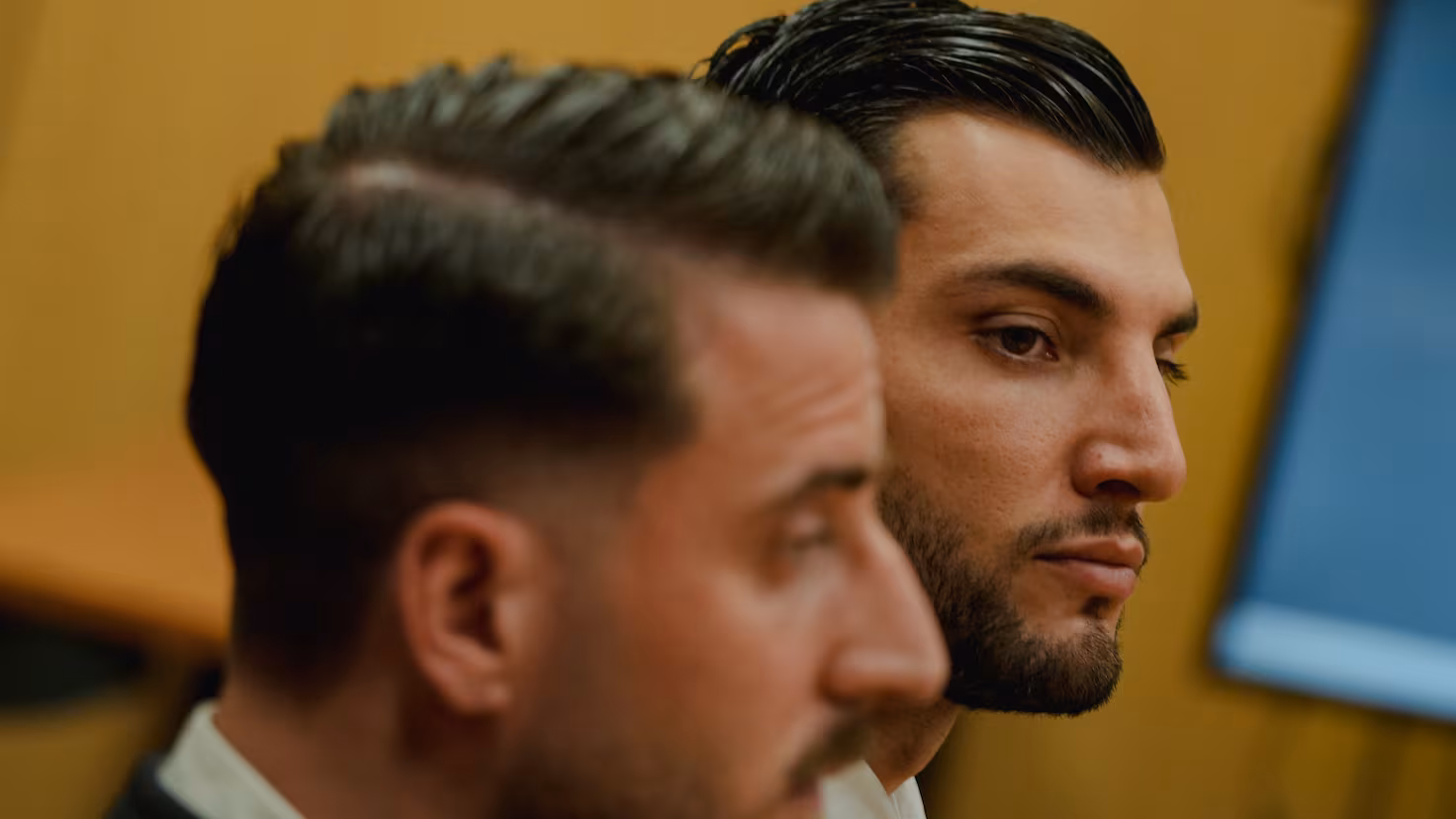 Suspensión de empleo o despido: el Sevilla estudia qué hacer con Rafa Mir