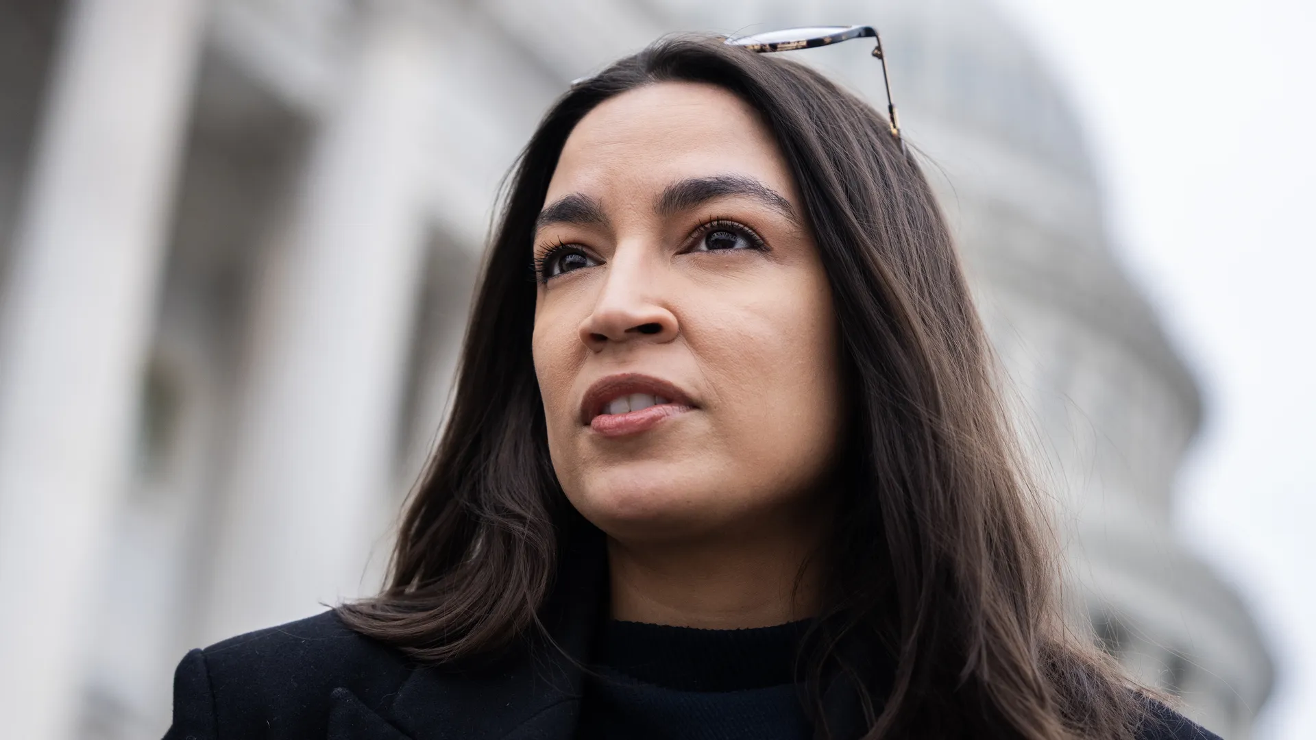 AOC won't rule out endorsing against fellow House Dems