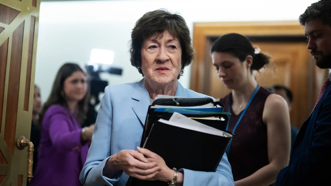 GOP senators dread pre-election shutdown fight
