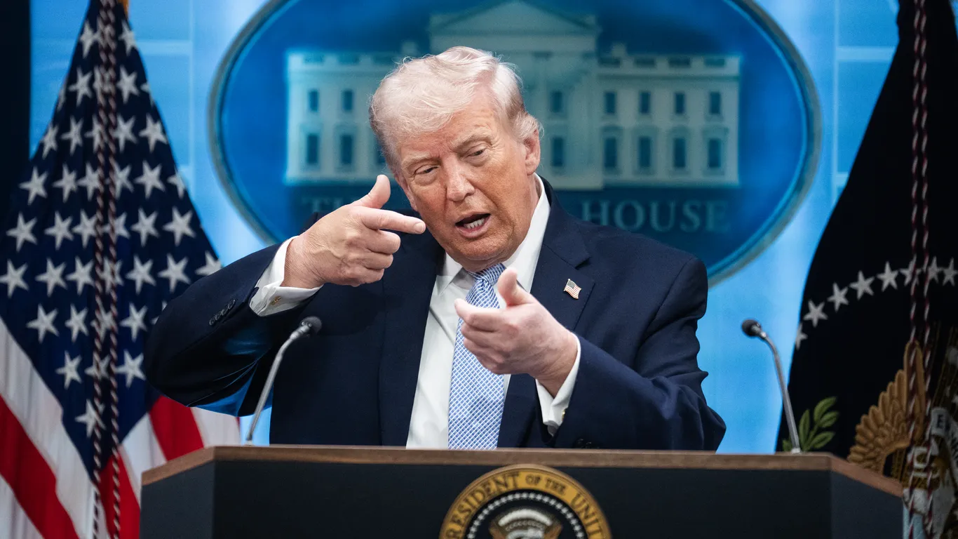 Trump backtracks on Hormuz 20% toll demand