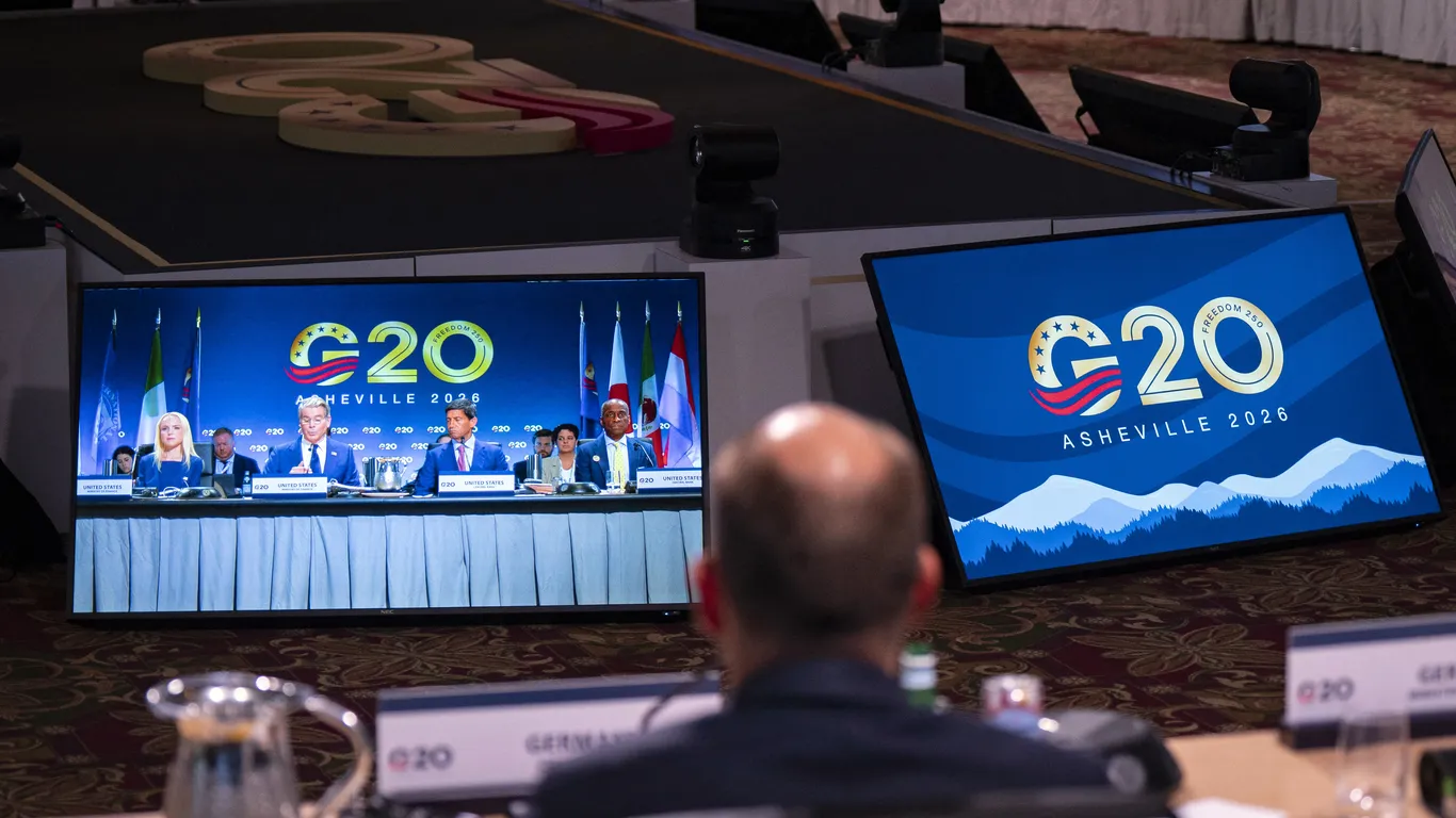 China's objections derail G20 finance statement