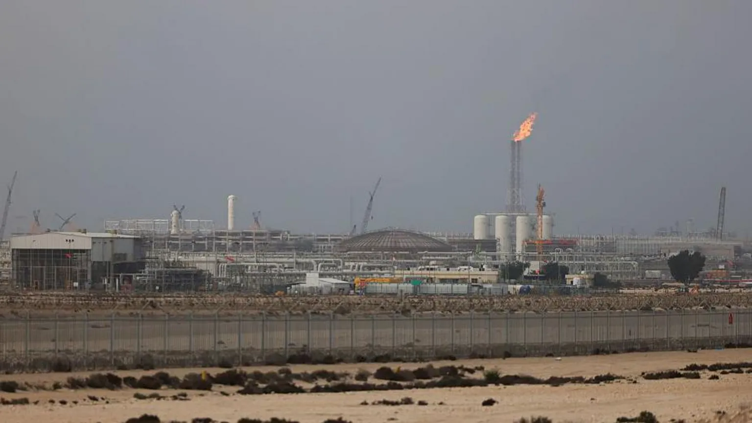 Oil price at two-year high after Qatar warns all Gulf production could stop within days