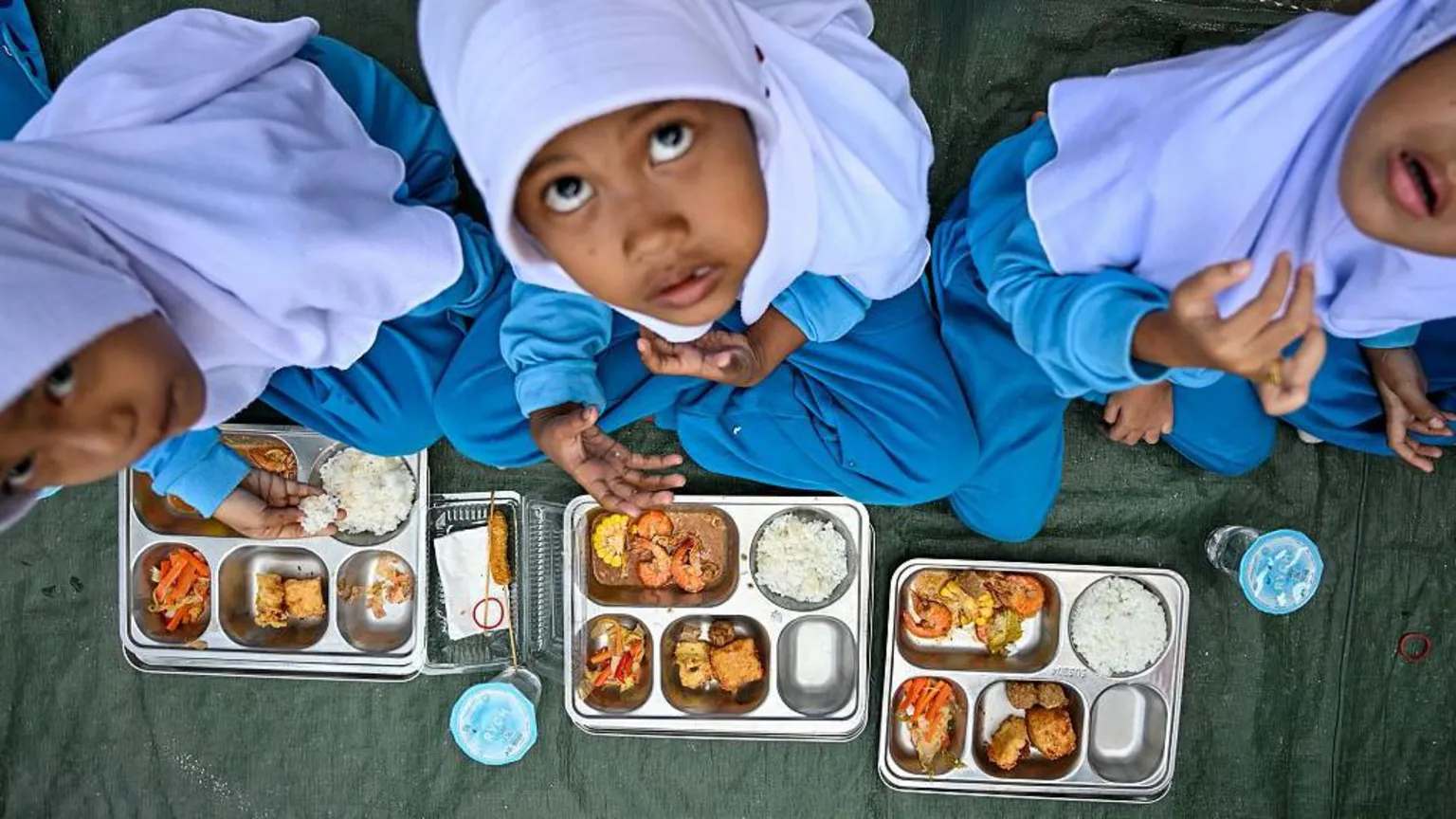 Indonesia's Prabowo fires head of free meals scheme plagued by poisonings