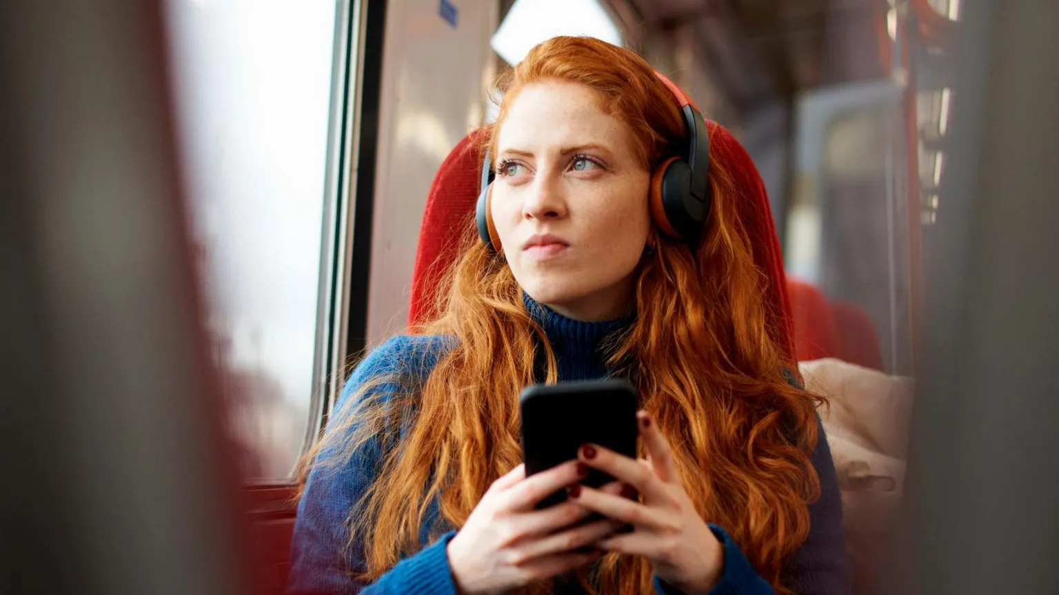 Phone signal on UK trains not good enough most of the time, research says