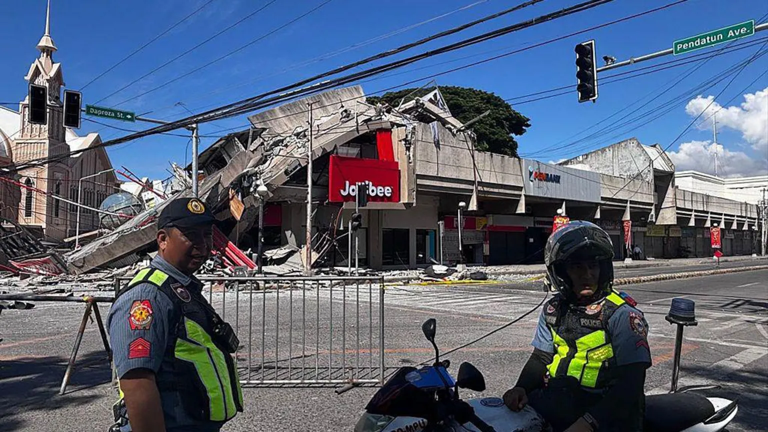 At least 35 dead after major earthquake strikes southern Philippines