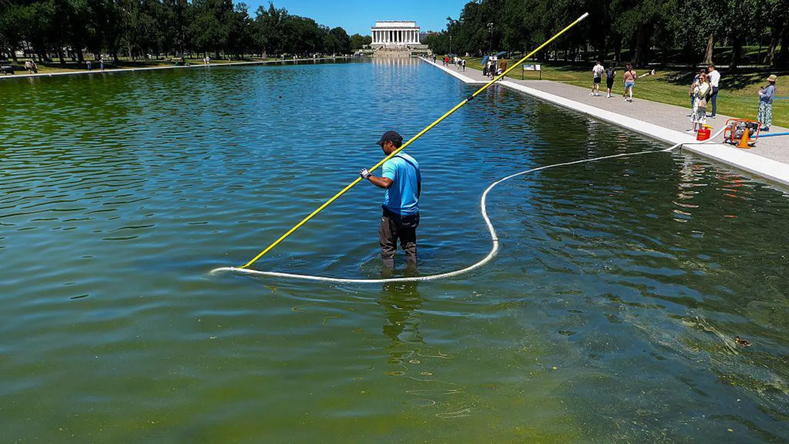 Former Olympian denies vandalising Washington Reflecting Pool after arrest