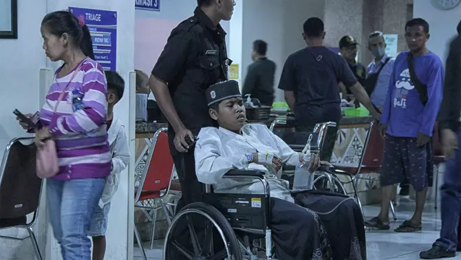 Penanganan Korban Diduga Keracunan di Sidoarjo