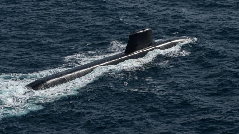 Londres assure avoir suivi trois sous-marins russes qui espionnaient des câbles dans l'Atlantique Nord