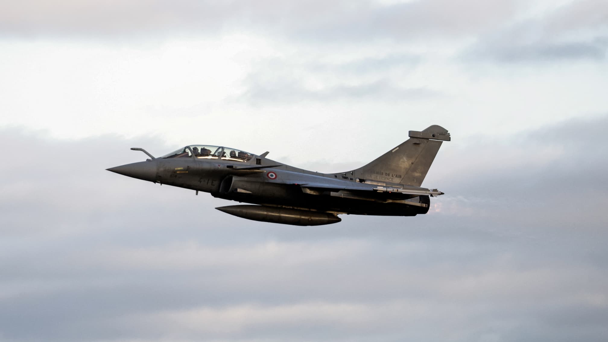 Moscou poursuit ses provocations contre l'Otan: des Rafale français ont "intercepté" et "escorté" six avions russes dans l'espace aérien balte