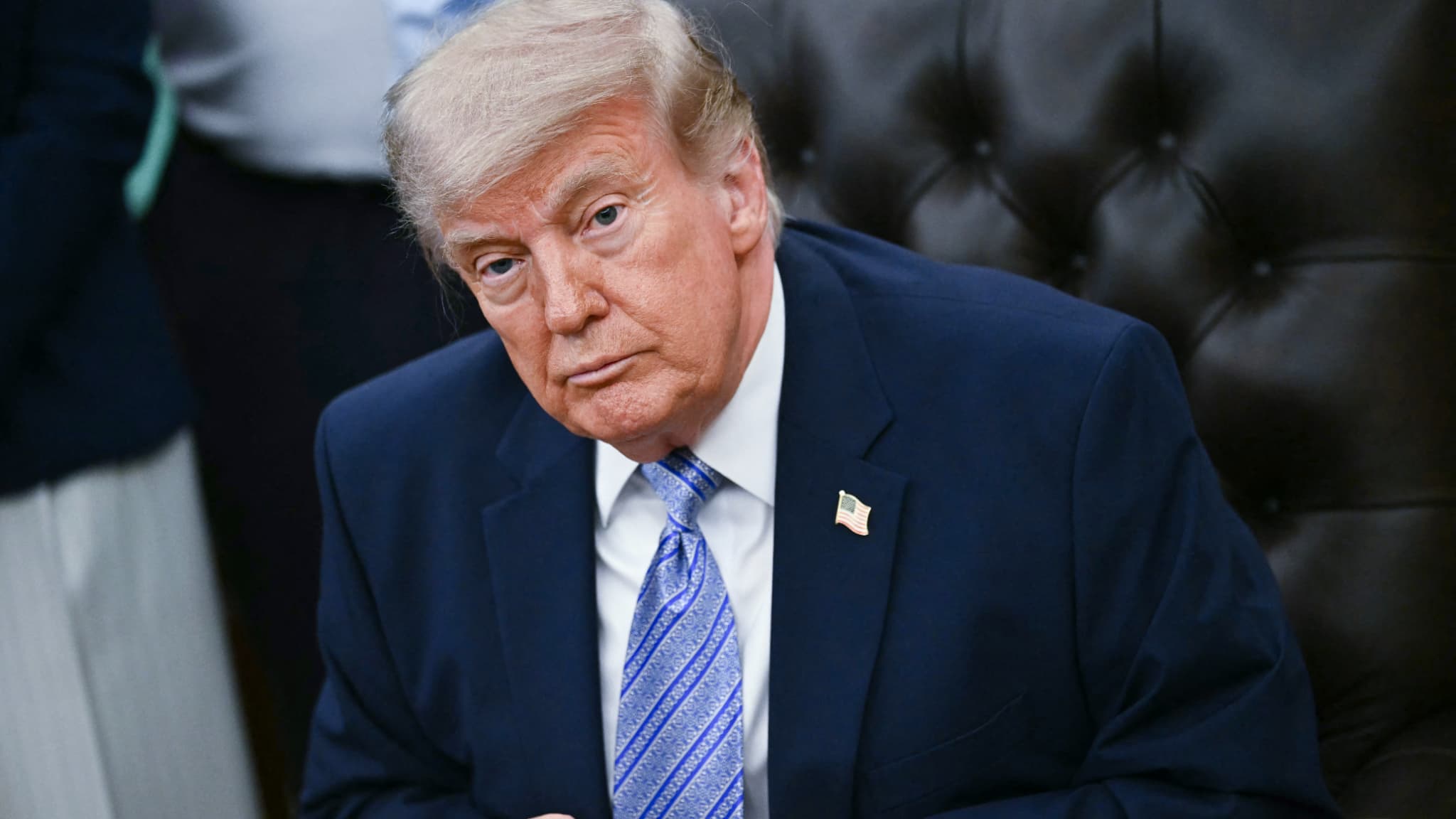 Guerre au moyen orient donald trump menace de recommencer a balancer des bombes si l iran ne se comporte pas bien AD