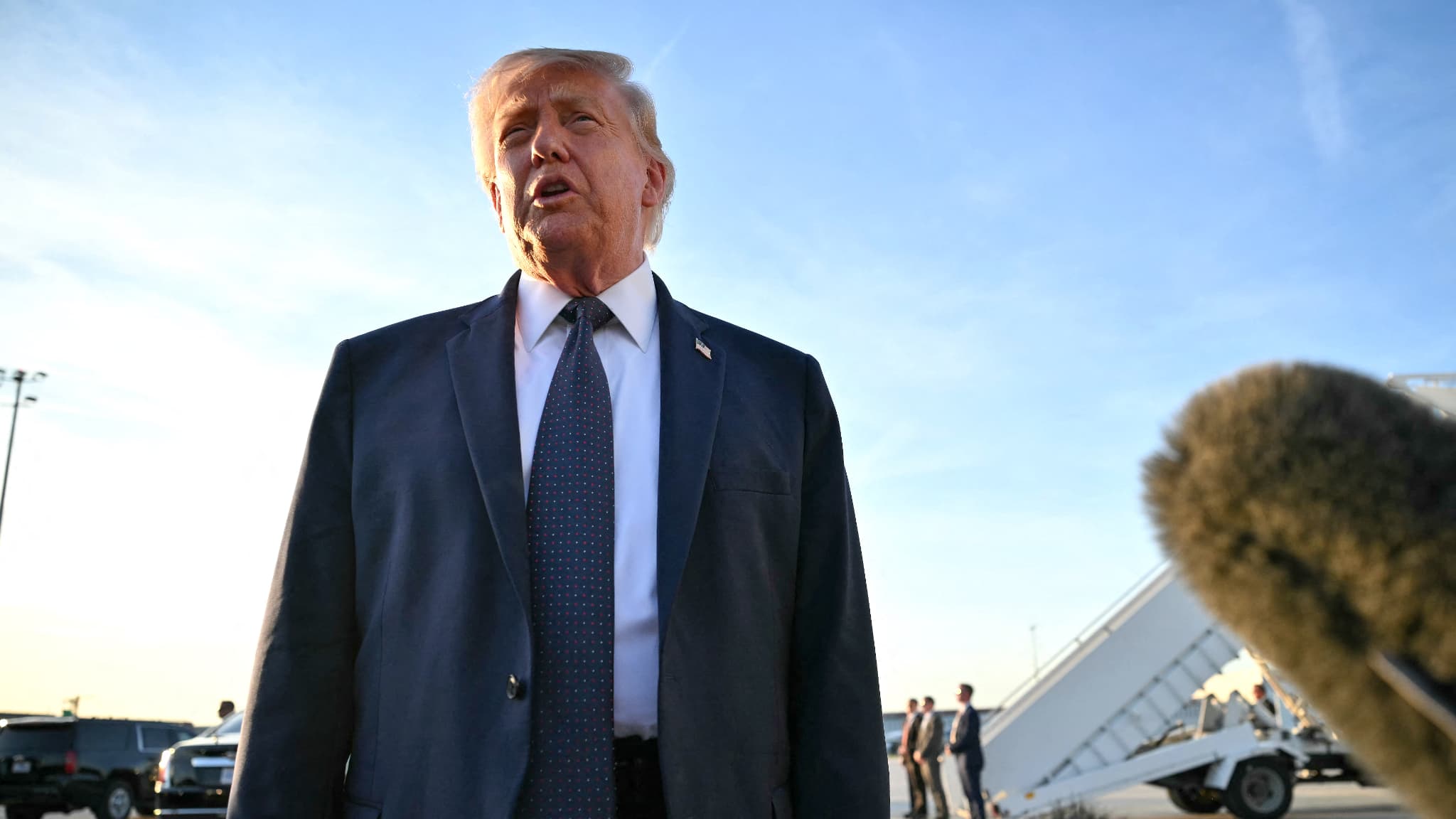 Guerre au moyen orient donald trump assure que les discussions avec l iran ont ete tres bonnes AD