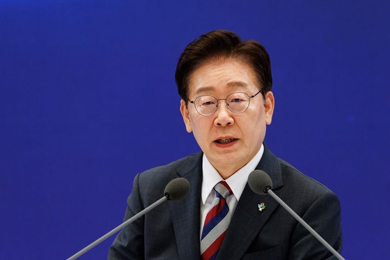 South Korea unveils industrial strategy focused on semiconductors, AI and data centers