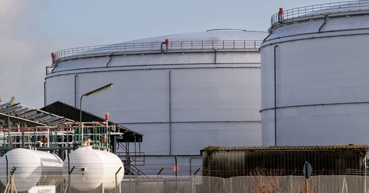 New release of oil reserves will put U.S. supplies at 40-year low