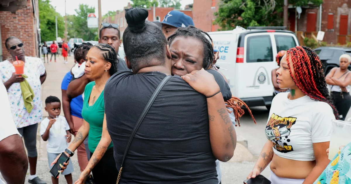 Mother wants justice for 17-year-old son fatally shot by St. Louis police