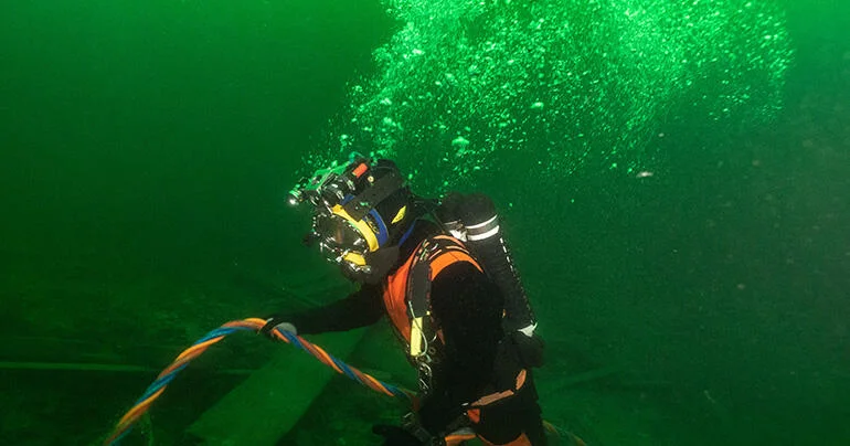16th century shipwreck found by naval vessel off coast of Sweden