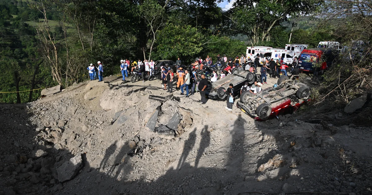 Colombia offers record bounty for man accused of ordering bomb attack