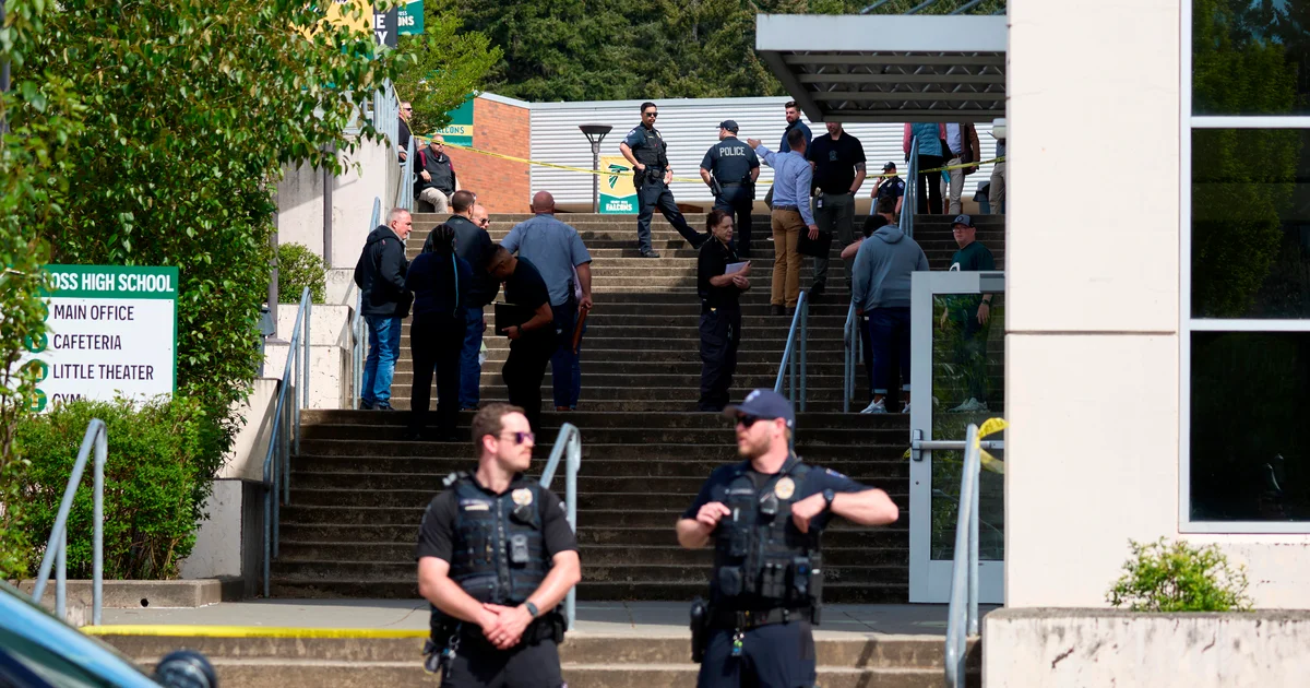 Five injured in possible stabbing at Washington high school