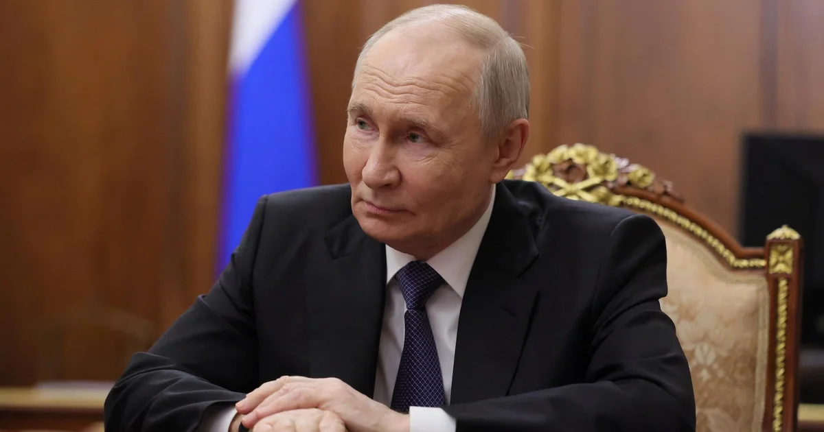 Russia and Ukraine declare separate ceasefires ahead of WWII anniversary