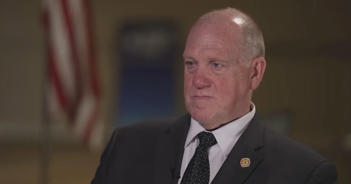 Homan: "Las cosas no fueron perfectas" en Minneapolis, pero ICE no retrocede