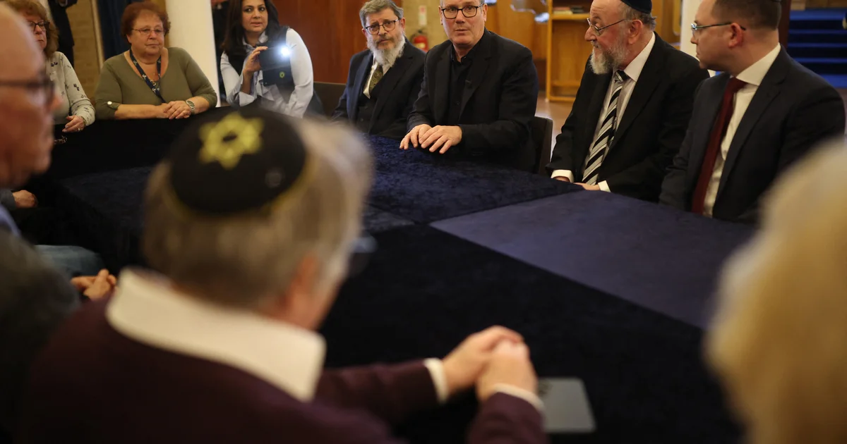 U.K. counter-terror police investigate arson at ex-London synagogue