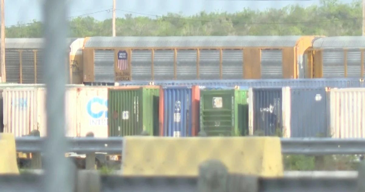 Texas sheriff says 7th body could be tied to shipping container deaths