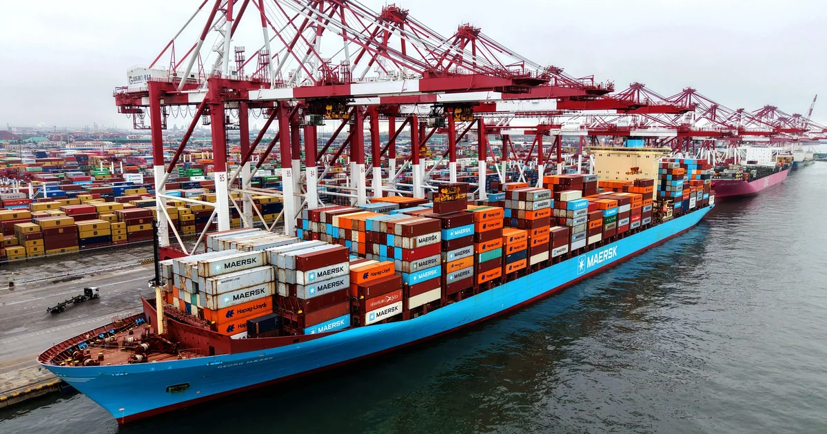 Chinese execs, shipping container companies accused of price fixing during pandemic