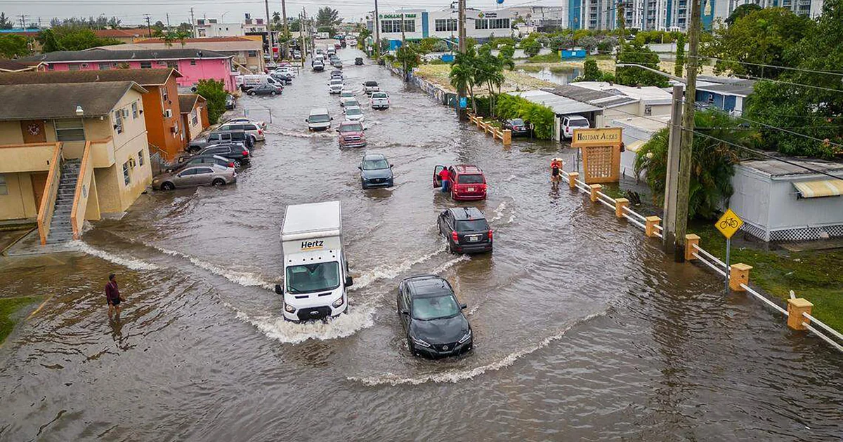 Top FEMA official Bob Fenton says "we're ready for hurricane season"