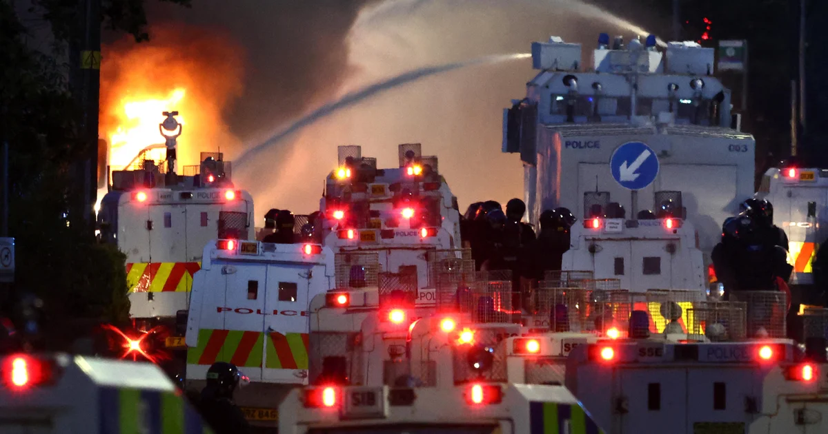 Belfast protests erupt again after stabbing as police deploy water cannons