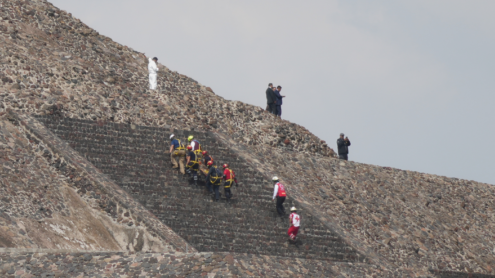 Mexico reeling after shooting at Teotihuacan pyramids