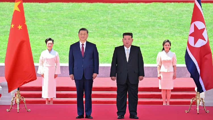Xi Jinping arrives to grand welcome in Pyongyang for state visit to DPRK