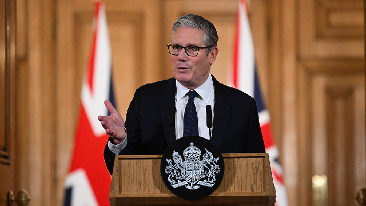 UK announces sweeping social media ban for under-16s
