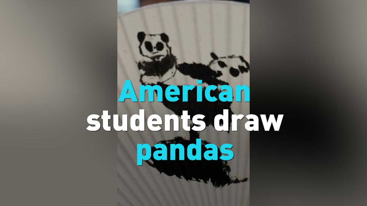 American students draw pandas after visiting real ones