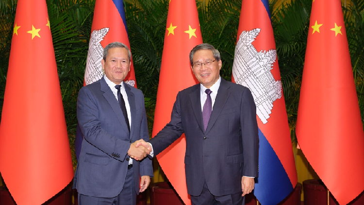 Chinese Premier Li Qiang holds talks with Cambodian Prime Minister Hun Manet