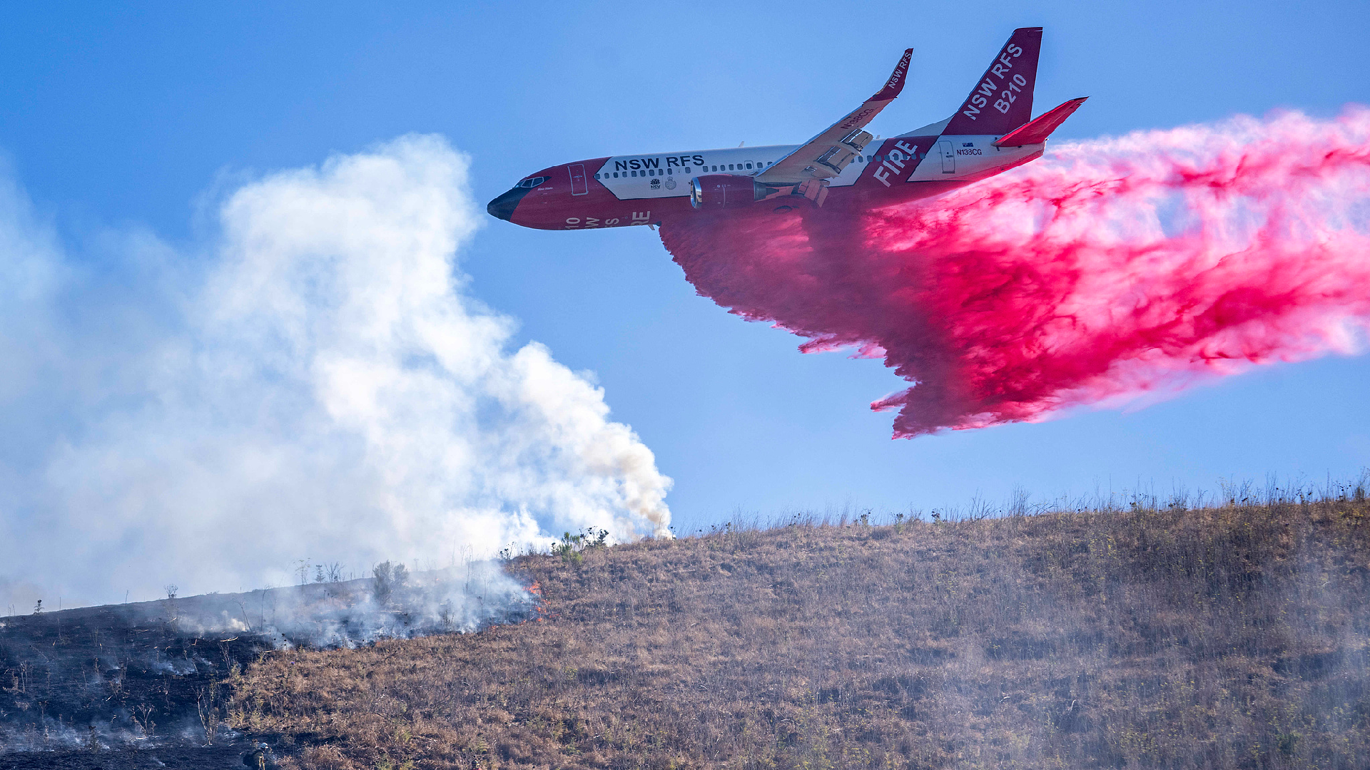US raises wildfire preparedness to highest level as fires strain national resources