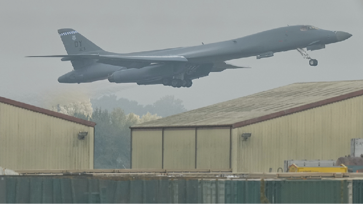 US removes all Air Force bombers from UK base amid security concerns