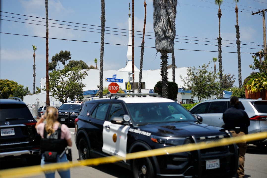 At least 5 killed in shooting at US San Diego Islamic center