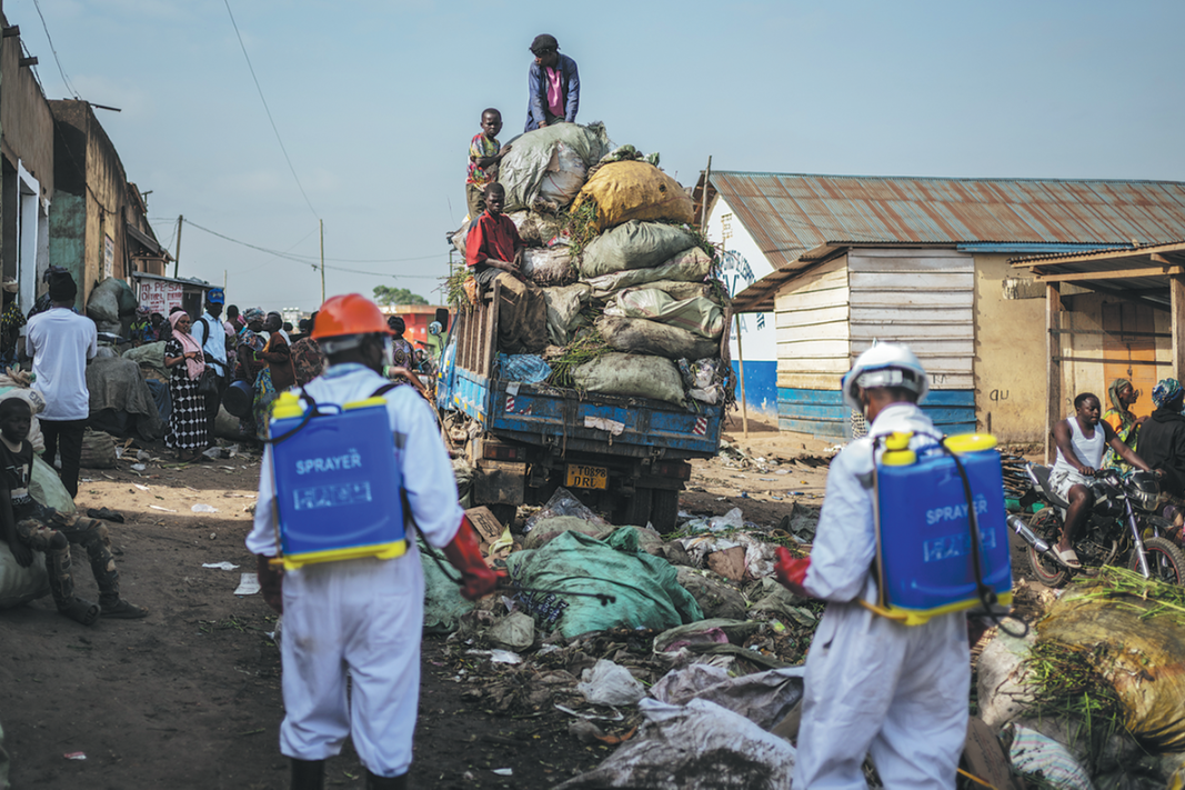 Experts endorse unified plan to tackle Ebola outbreak