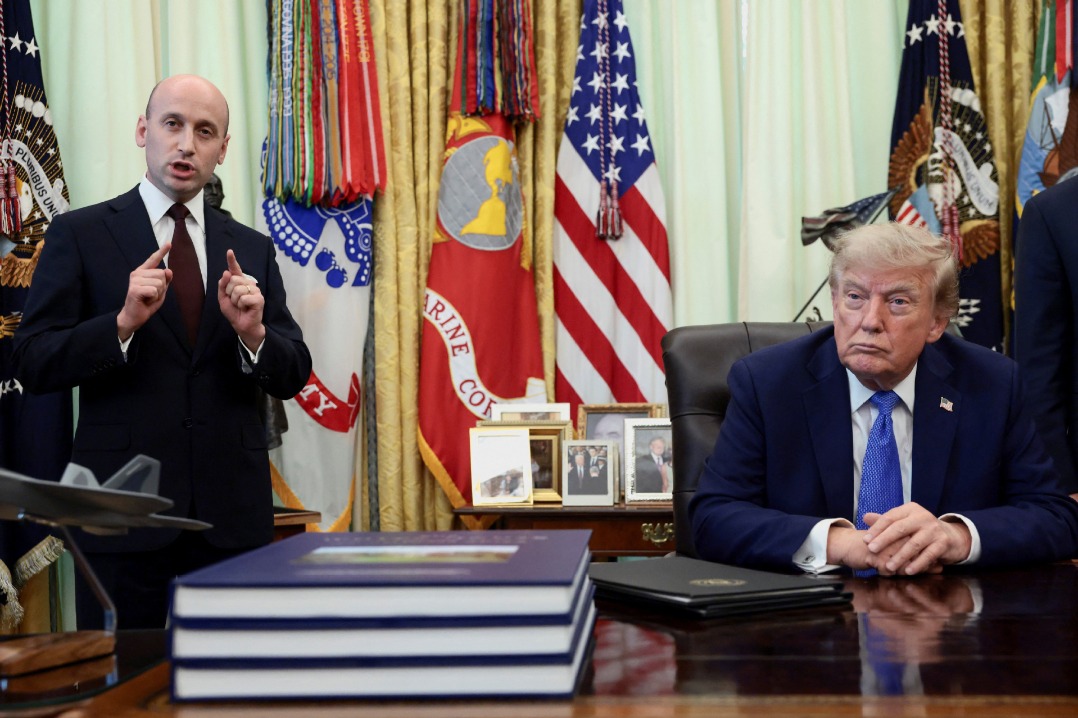 Trump's orders limit birthright citizenship