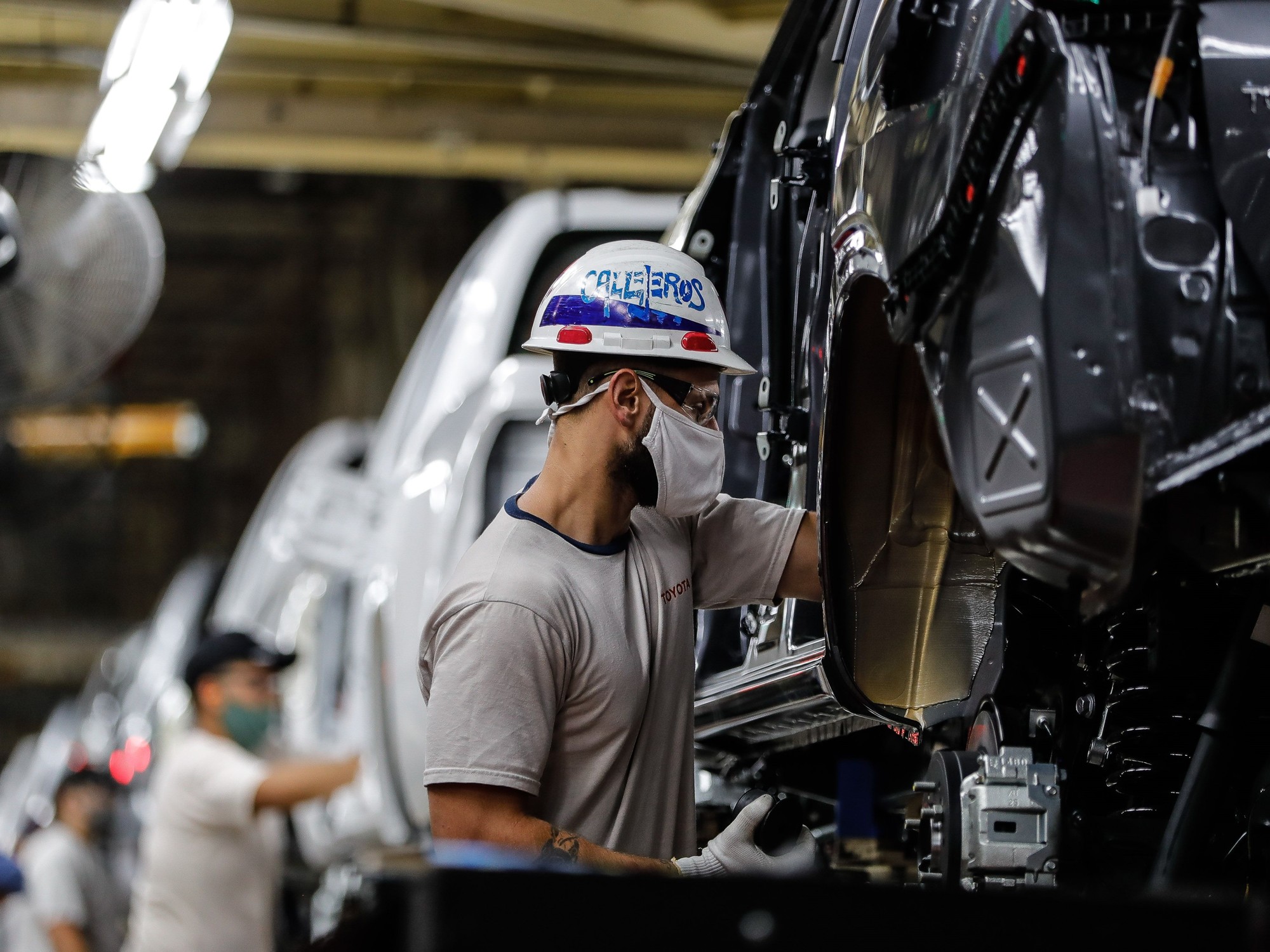 Se frenó la recuperación de la industria y de la construcción: cayeron 2,8% en abril