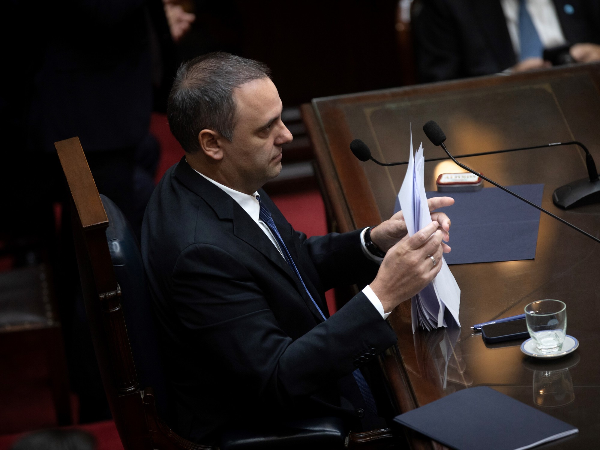 Con la salida de Adorni, el Gobierno logró contener a los aliados y evitar que el Congreso eche al jefe de Gabinete