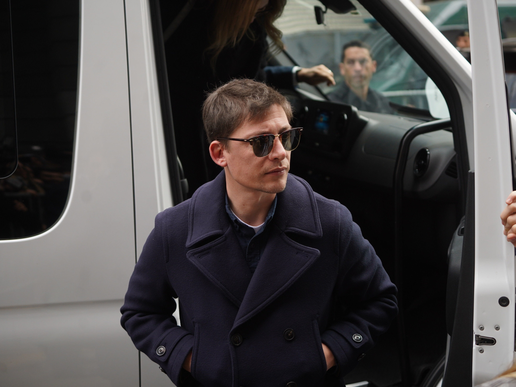 Javier Milei y sus medidas, EN VIVO: tras el escándalo de Adorni, Santiago Caputo pidió “condecorar” al Gobierno por su lucha contra la corrupción