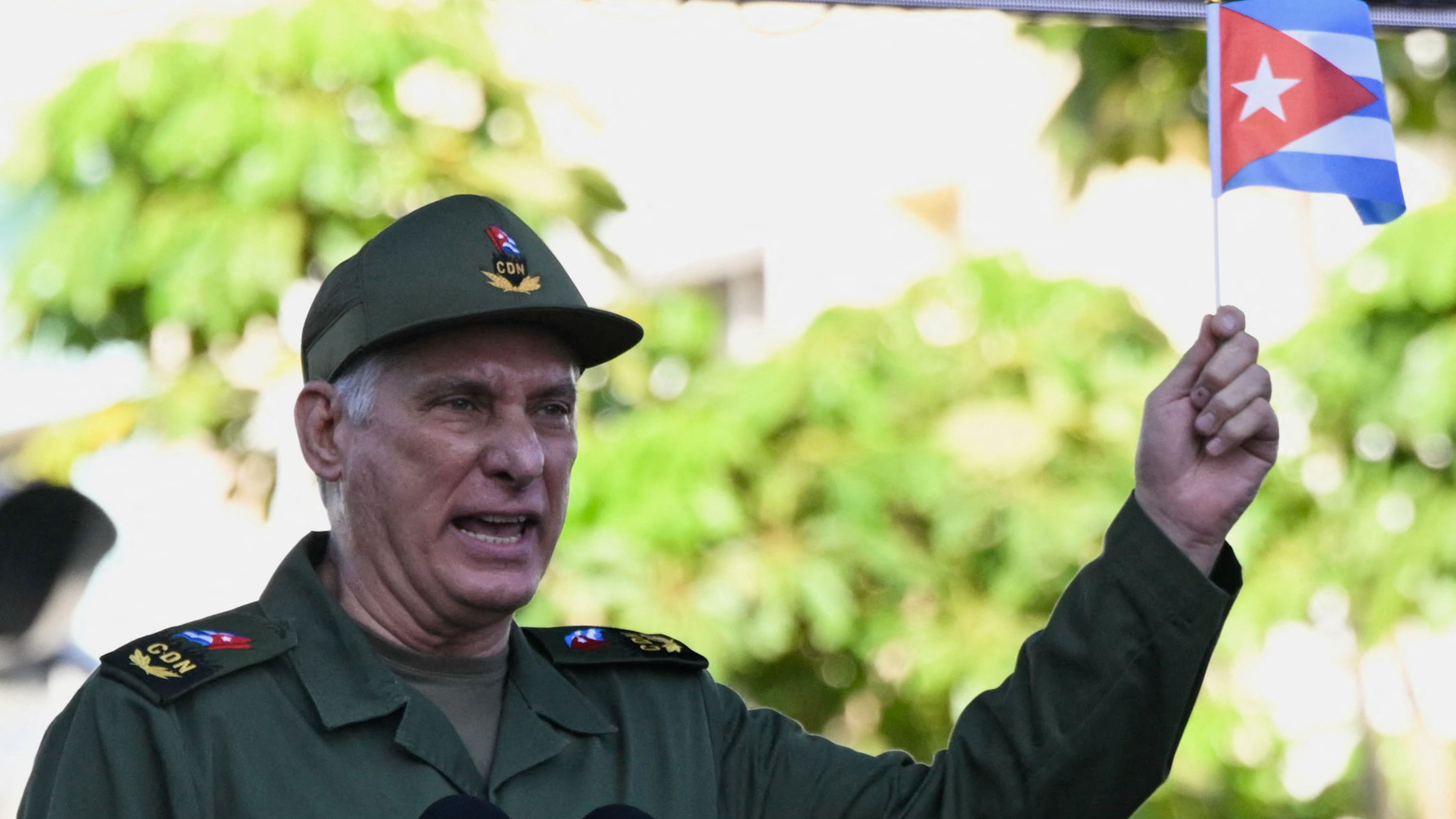 Cuban leader, marking Bay of Pigs anniversary, vows to defeat US forces if attacked again