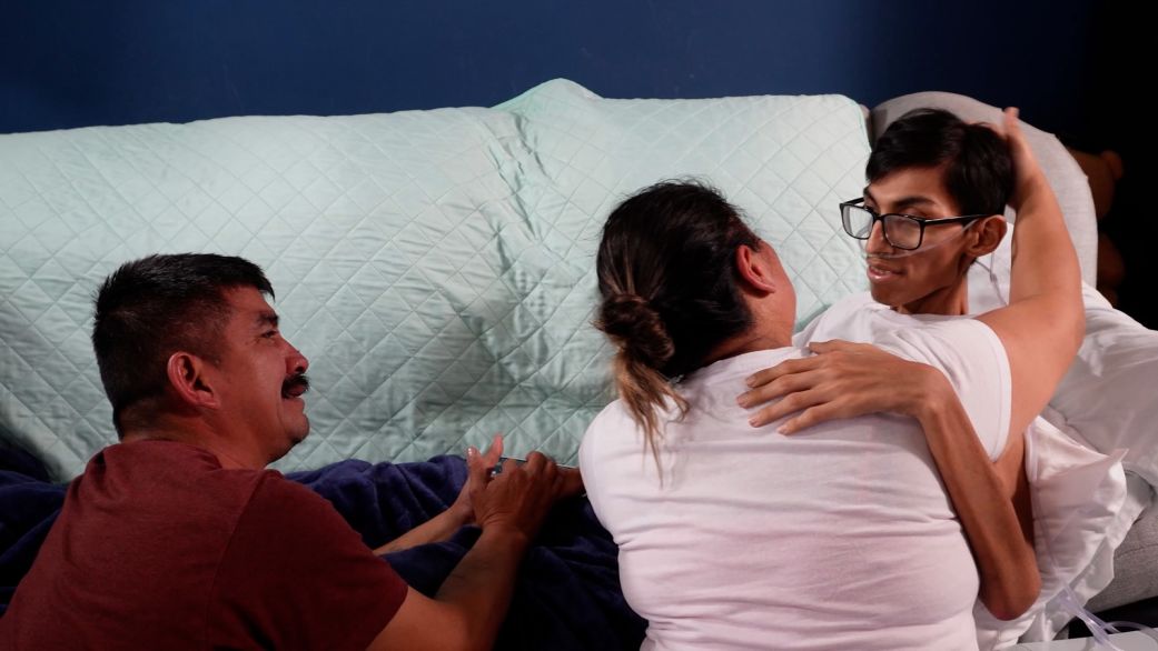 Parents released from Arizona DHS facility reunite with their teen son dying of cancer