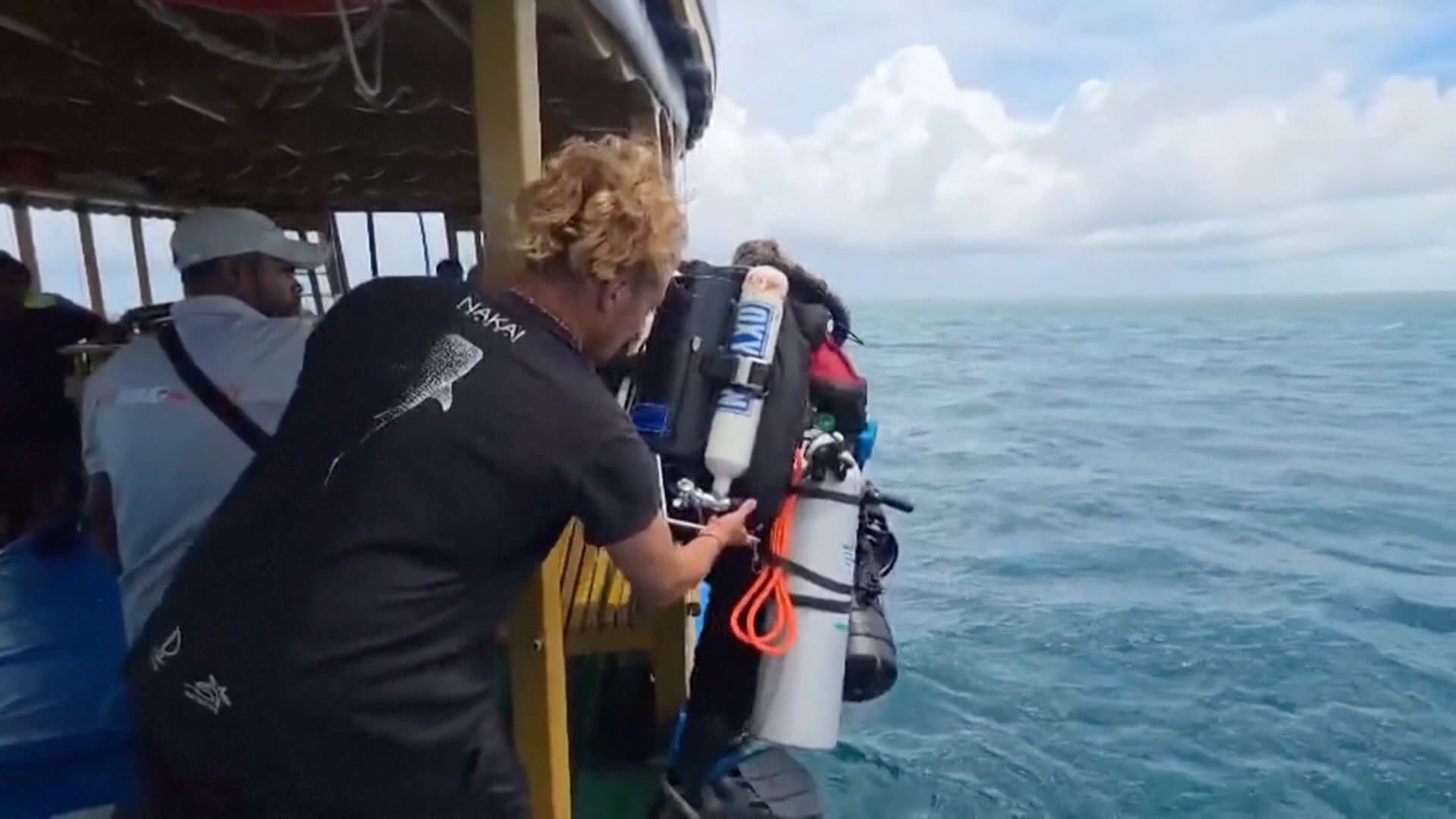 Bodies of two Italian divers recovered from sea cave in Maldives